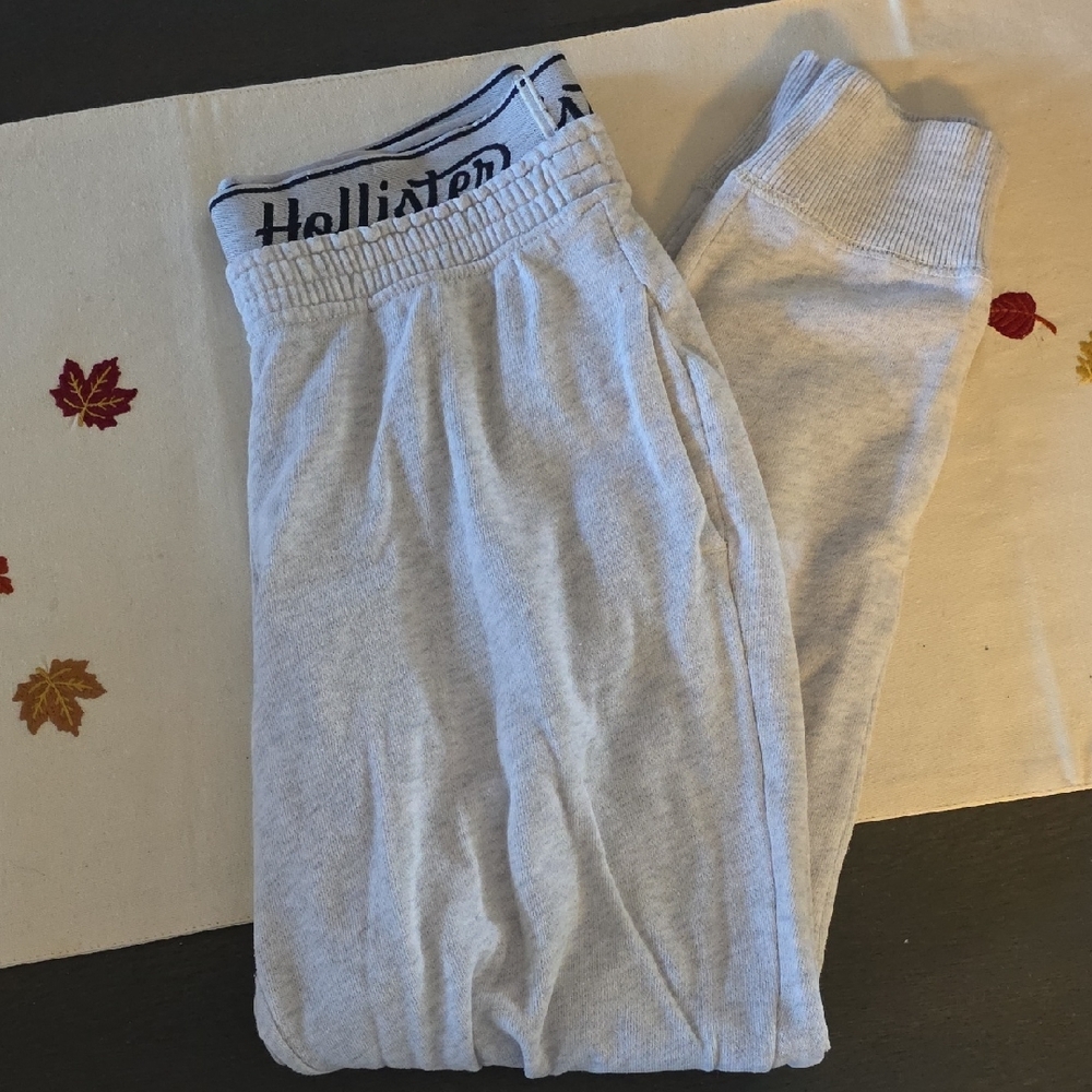 Hollister Light Gray Sweatpants - Picture 2 of 3